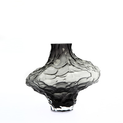 Vase en Verre Sculpté Gris Fumé