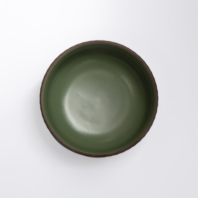 Bol en céramique vert effet cannelé
