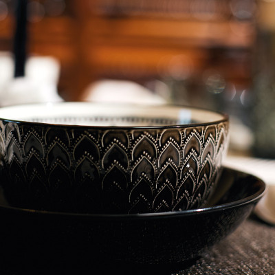 Bol noir 15cm moderne à motifs orientaux